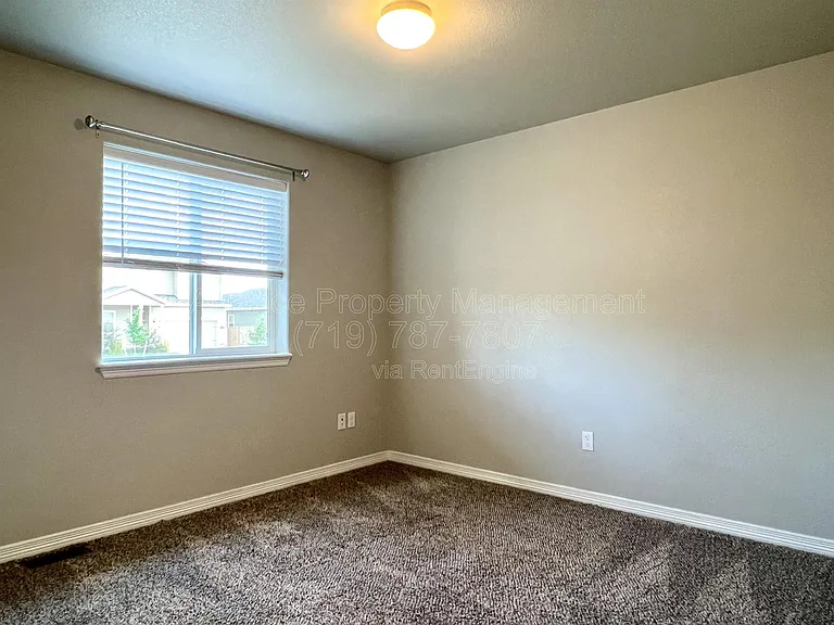 10020 Seawolf Dr — Photo 23