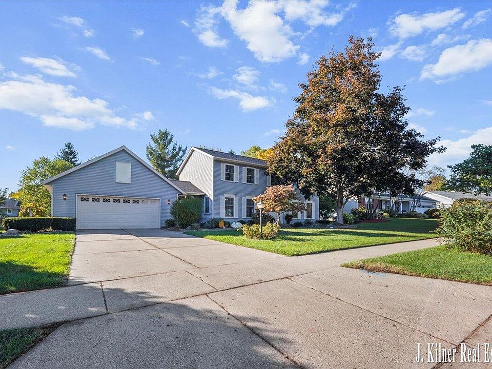 1st image of 5547 Stowehill Dr SE