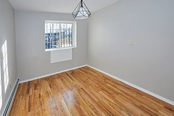 Rented by Compass | media 14