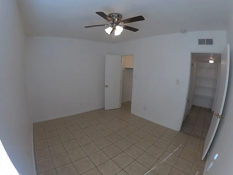 305 N Almendra St — Photo 6
