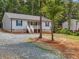 5062 Jordan Valley Rd, Trinity, NC 27370