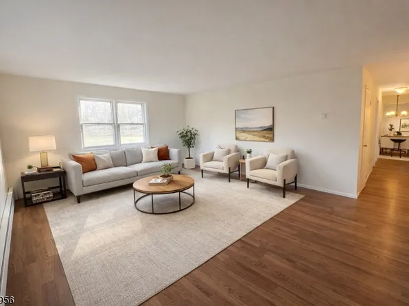 680 State Route 15 S APT 50, Lake Hopatcong, NJ 07849