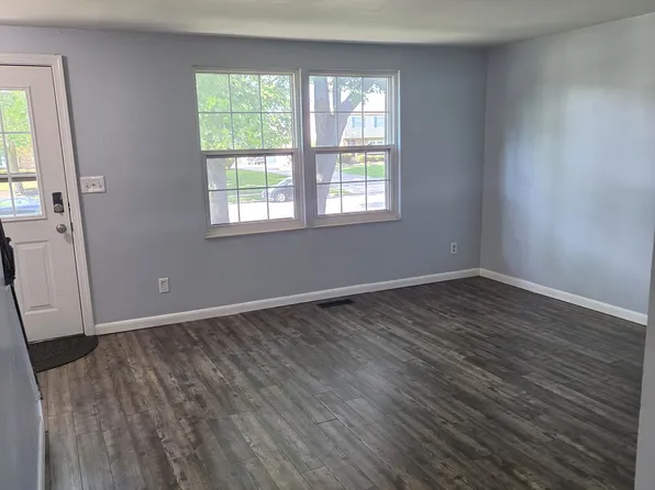 86 Marco Ln, Dayton, OH 45458
