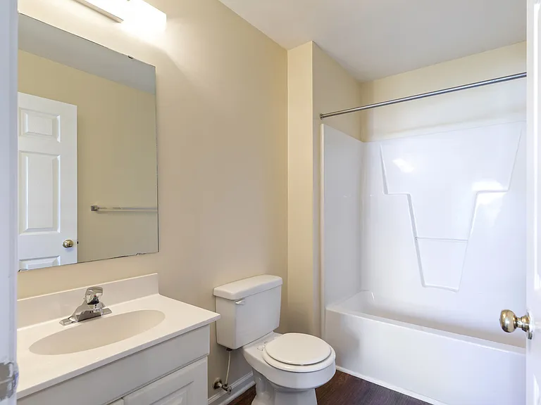 Birch Pond Apartments — Photo 3