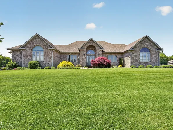 675 N Auburn Ridge Dr, Linton, IN 47441