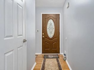 5 Blue Ridge Dr, Ewing, NJ 08638