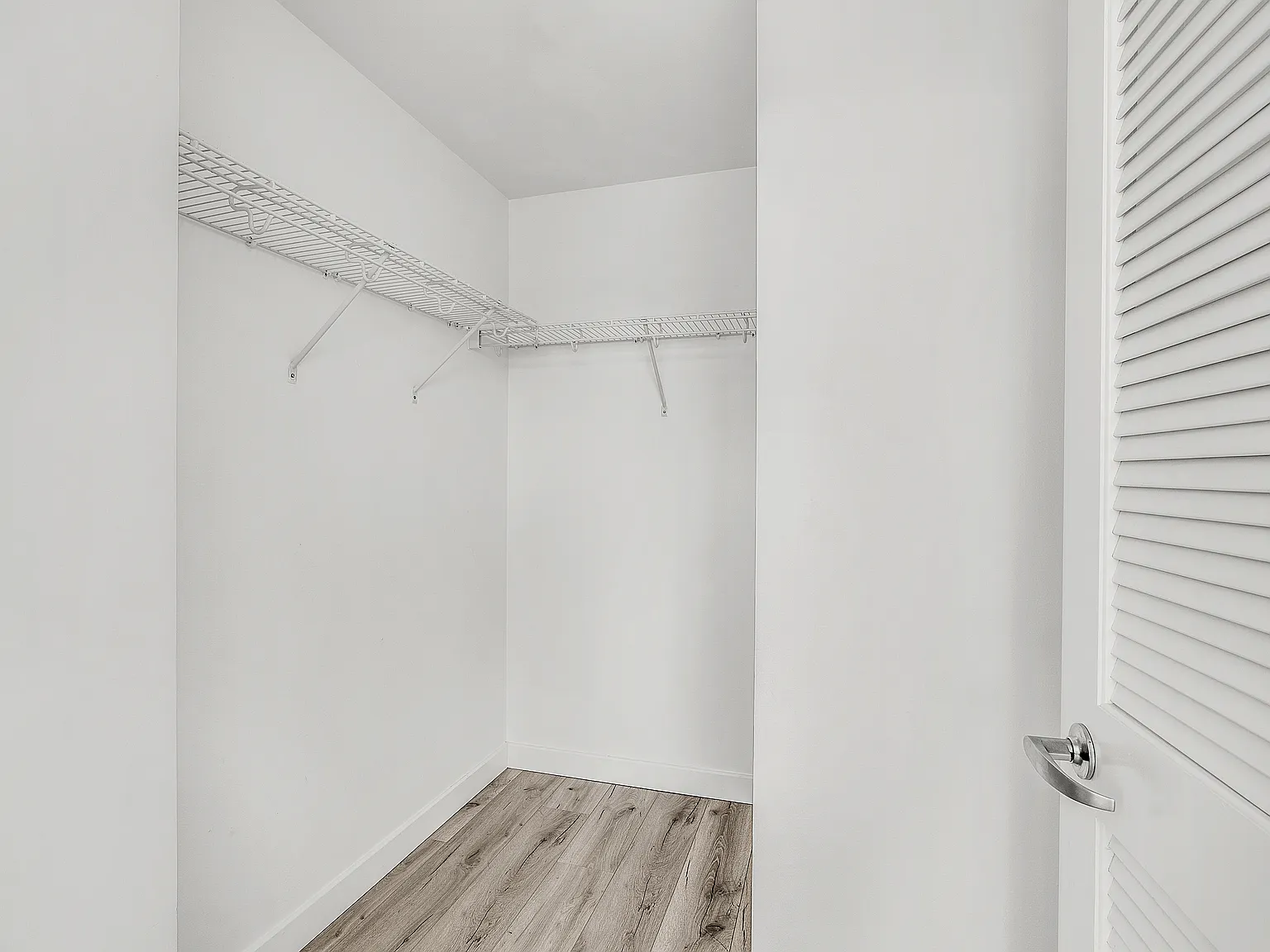 1 bed, 830 sqft, $5,150 — Photo 3