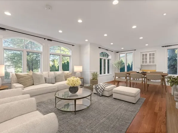 14 Cottonwood Rd, Newton, MA 02459