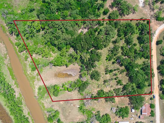 5th image of Hog Creek Rd