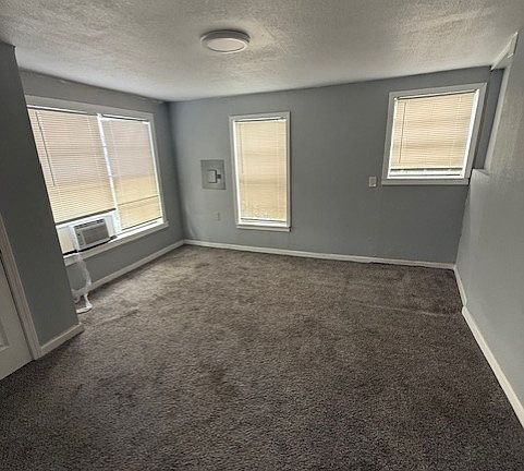 5th image of 616 16th St #A