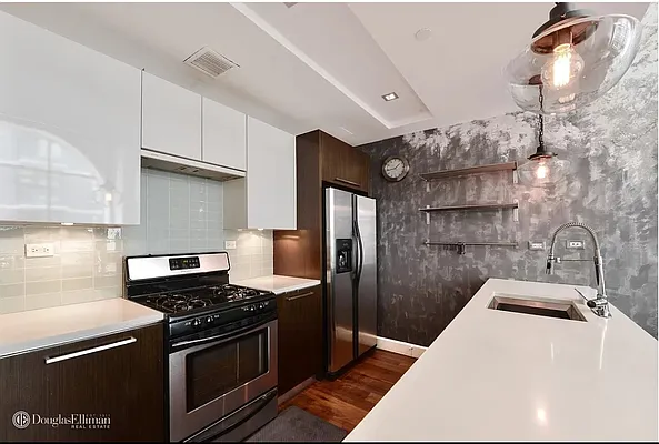 Rented by Douglas Elliman | media 20