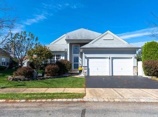 26 Neville Ct, Manchester, NJ 08759