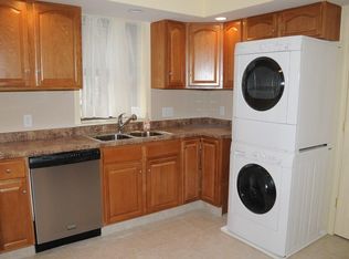 16 Oxford St APT 3, Boston, MA 02111