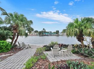 233 SE 18th Ave, Deerfield Beach, FL 33441