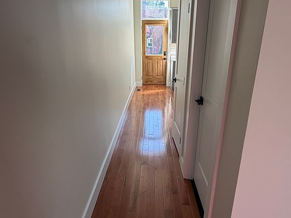 3rd image of 11 E 9th St