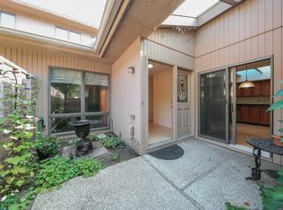 1415 Burr Oak Ct #15-C, Hinsdale, IL