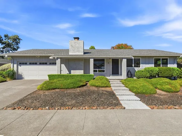2 Autumn Leaf Place, Santa Rosa, CA 95409