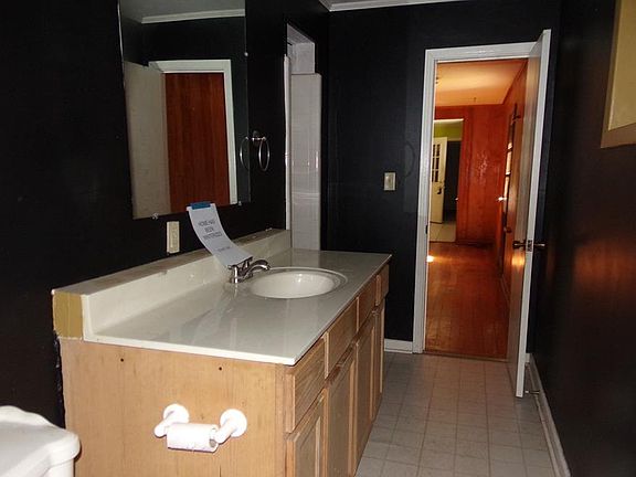 5th image of 530 Inglewood Dr