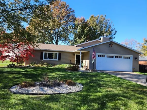 864 Princeton Ave, Amherst, OH 44001