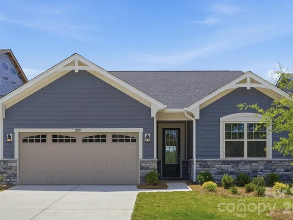2707 Westmont Dr, Gastonia, NC 28052