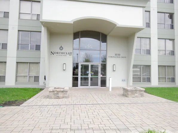 1030 Coronation Dr #807, London, ON N6G 0G5