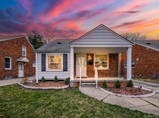 20273 Woodmont St, Harper Woods, MI