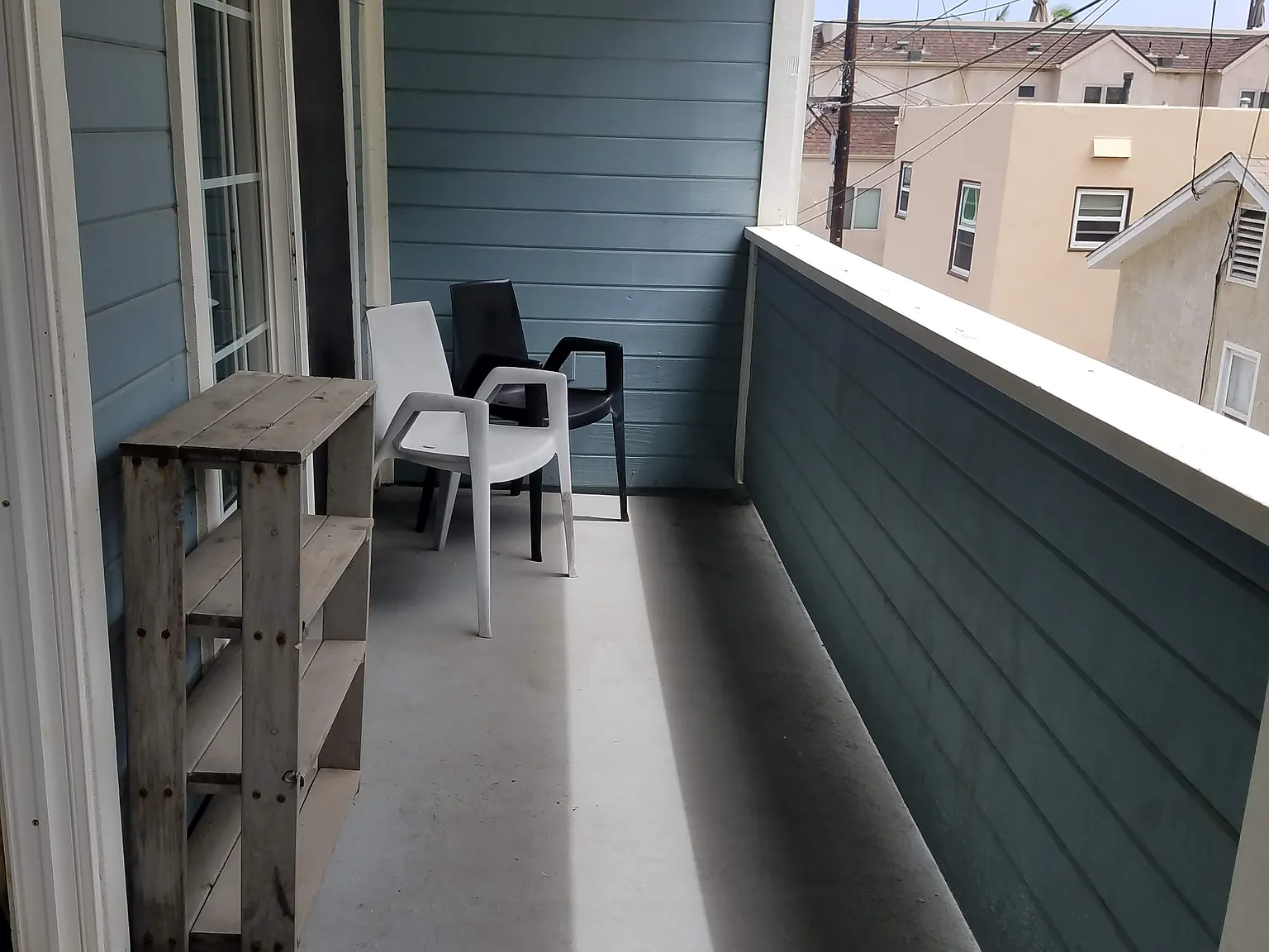 3 bed, 1270 sqft, $6,000 — Photo 3