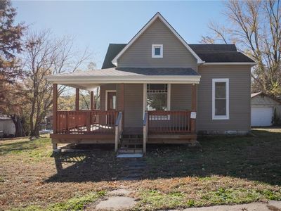 406 W Gay St, Warrensburg, MO, 64093