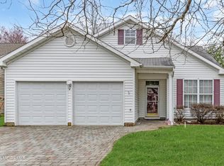 4 Morning Glory Ct, Brick, NJ 08724