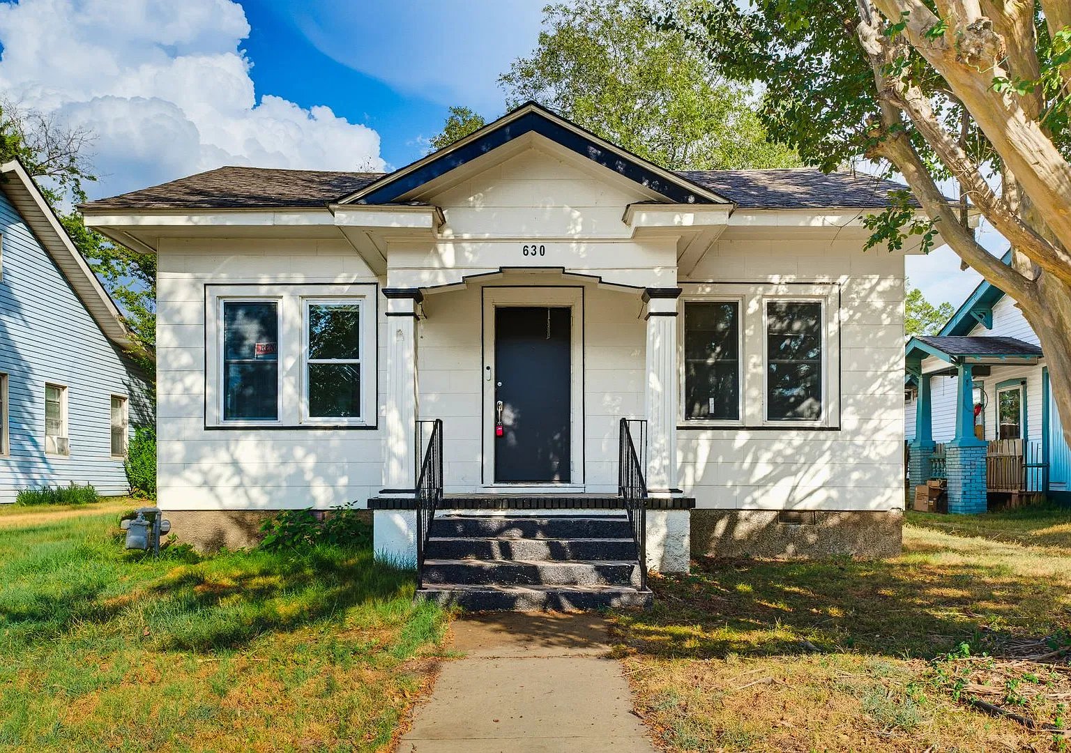 Charming 2 Bedroom Home in Fort Smith — Photo 1