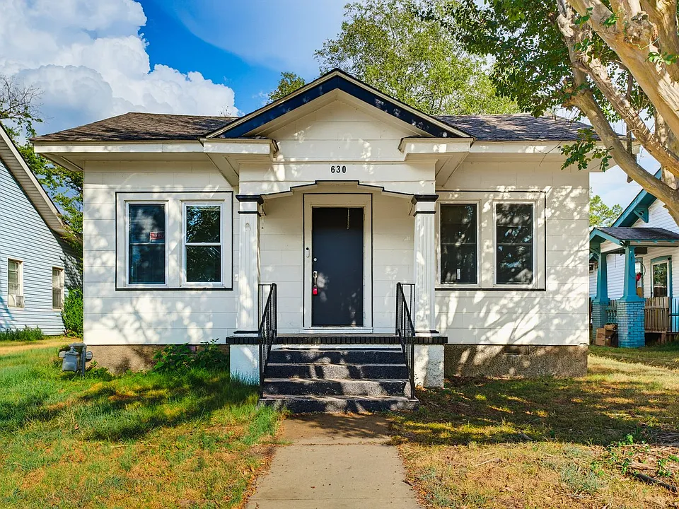 630 Clifton Ct