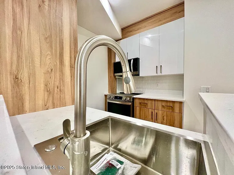 3865 Amboy Rd #3F — Photo 14