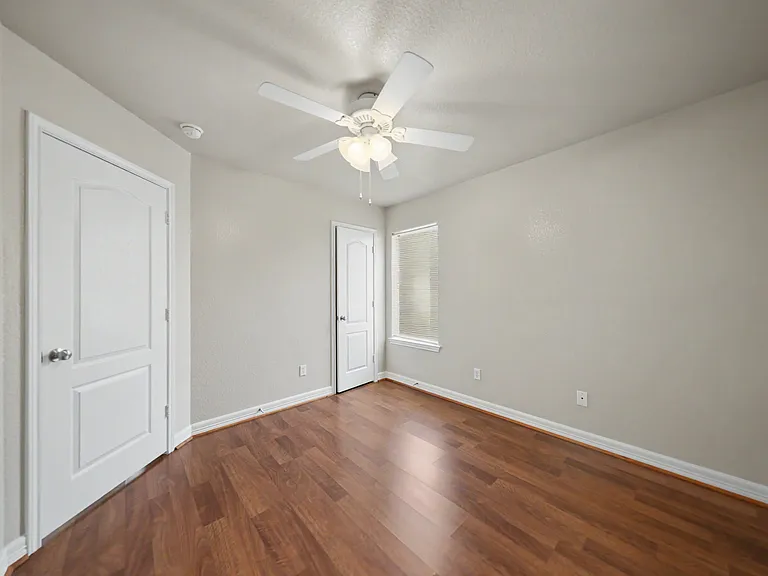 4802 Sapphire Dr — Photo 13