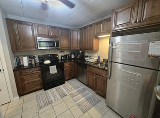 60 Pleasant St APT 120, Arlington, MA 02476