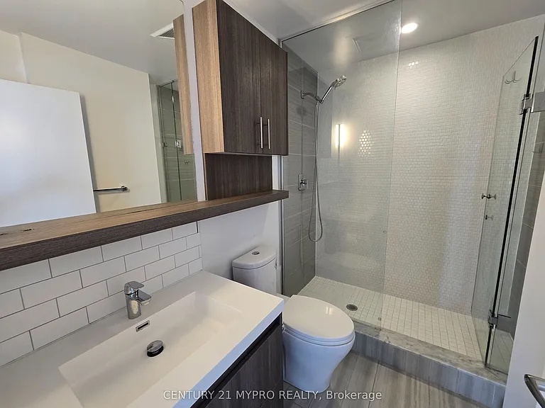 150 Fairview Mall Dr #802 — Photo 41