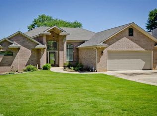 110 La Guna Shores Ct, Hot Springs, AR 71913