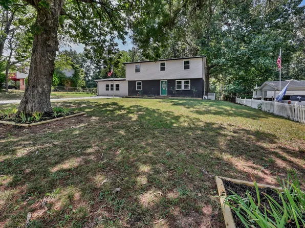 448 Appleton Dr, Clarksville, TN 37042