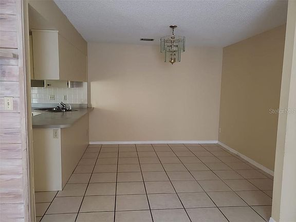 3rd image of 4619 Fern Pine Dr
