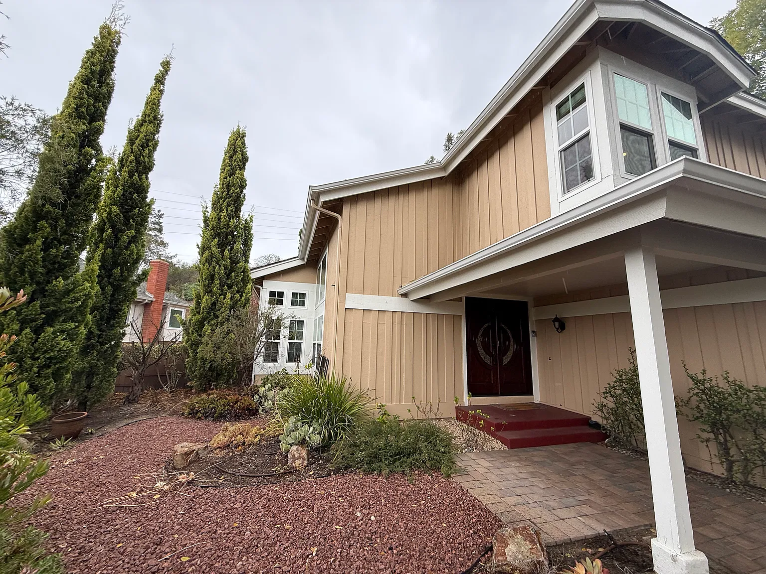 3 bed, 2129 sqft, $6,300 — Photo 2