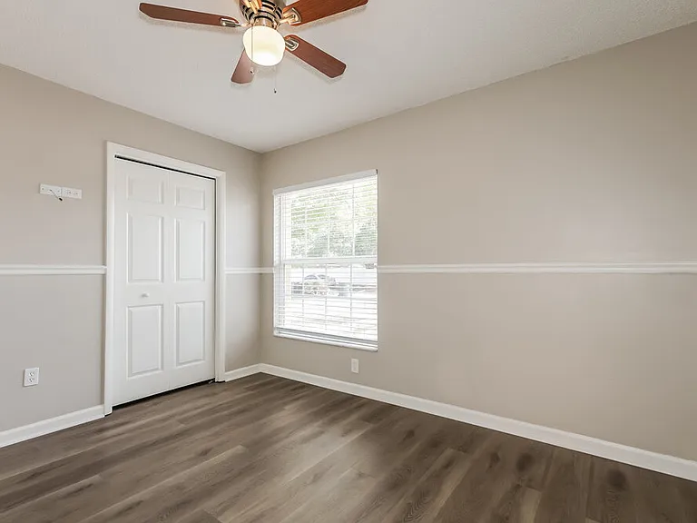 3039 Annadale Cir — Photo 12