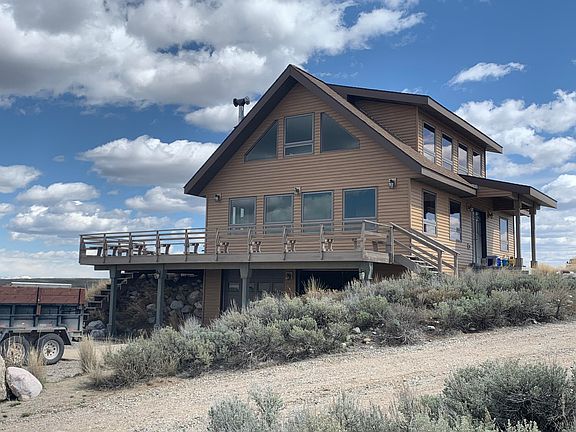 3rd image of 95 Washakie Dr