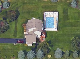 6050 Country Place Dr SE, Alto, MI 49302