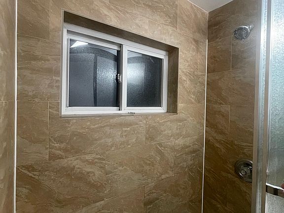 3rd image of 642 Van Nest Ave #2