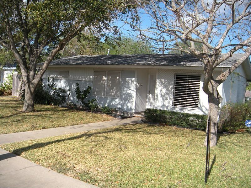 1st image of 4701 Waltham Dr