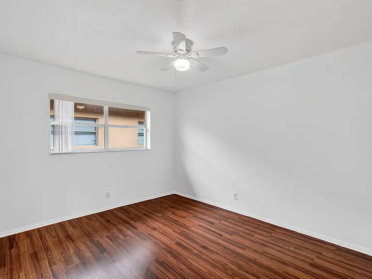 500 SW 2nd Ave #211 — Photo 16