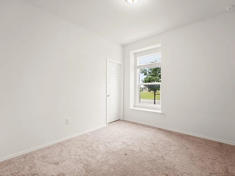 7404 Lowery Xing — Photo 23