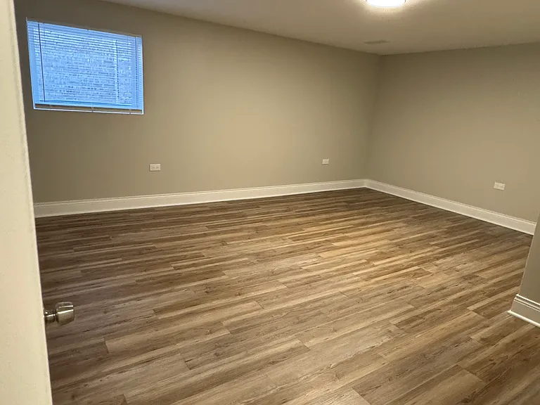 512 Yates Ave — Photo 15