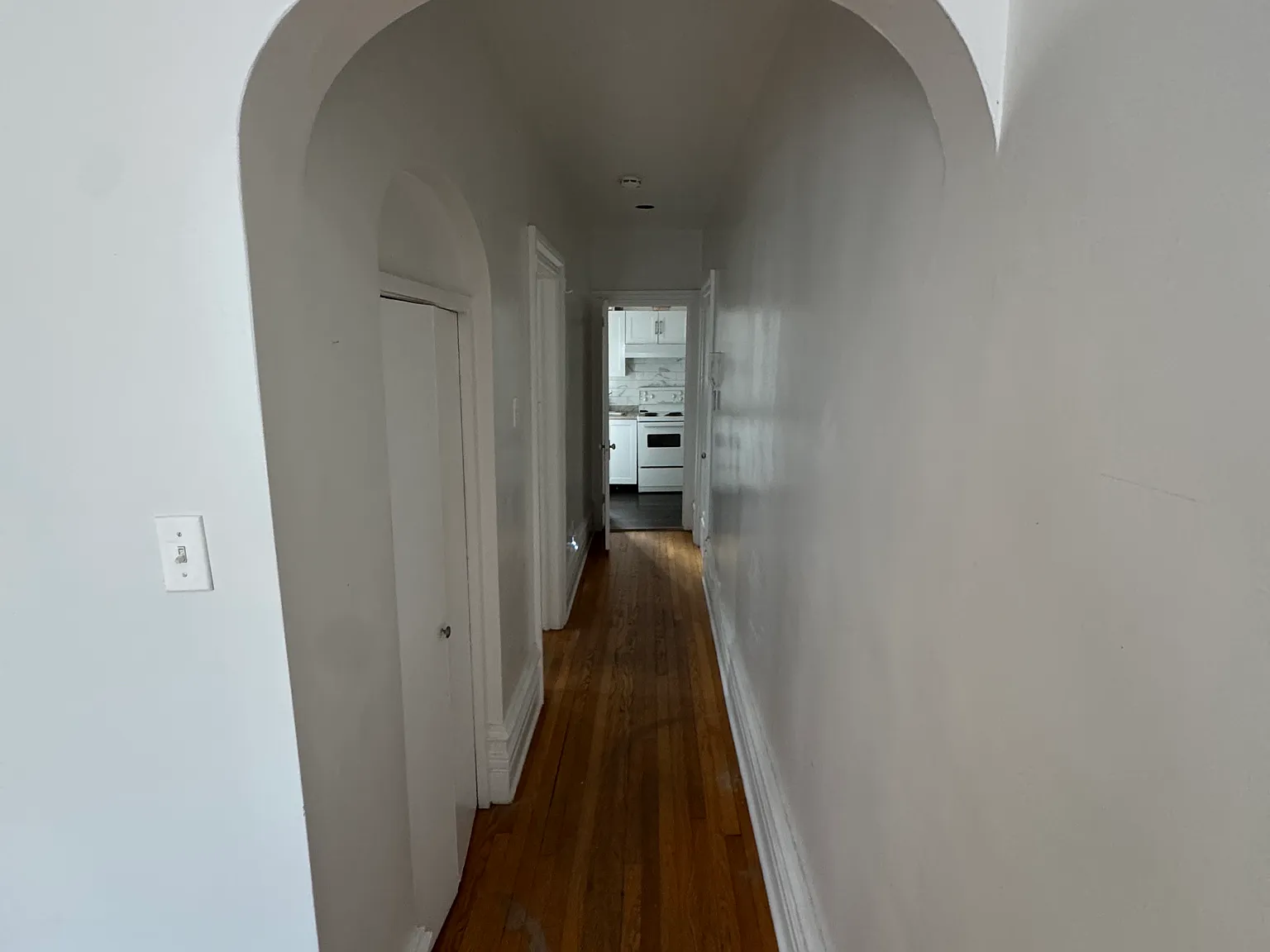 260 Somerset Street, Unit 1 - Move-In Ready! $200 Off On 1st Month Rent On a 12 Month Lease — Photo 4