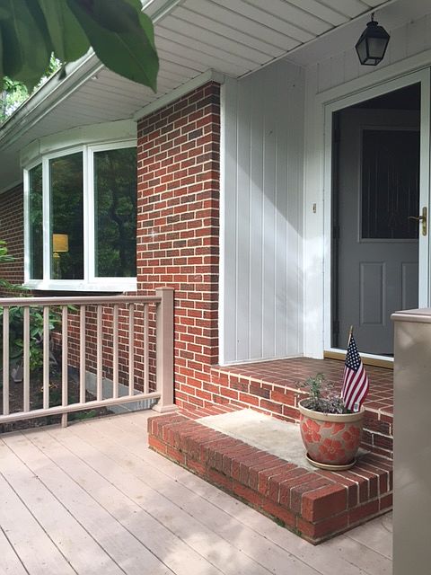 1st image of 409 Laurel Dr