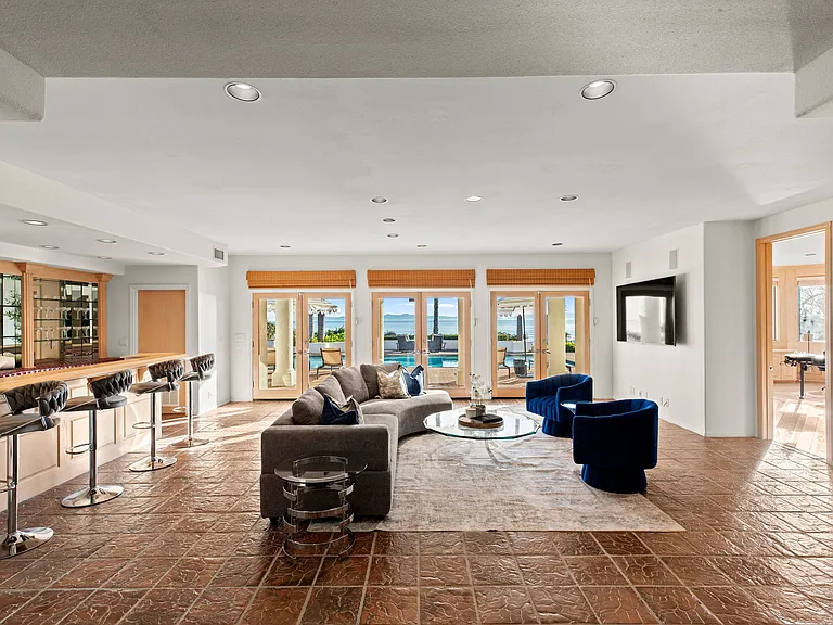 6410 Sea Cove Dr — Photo 18